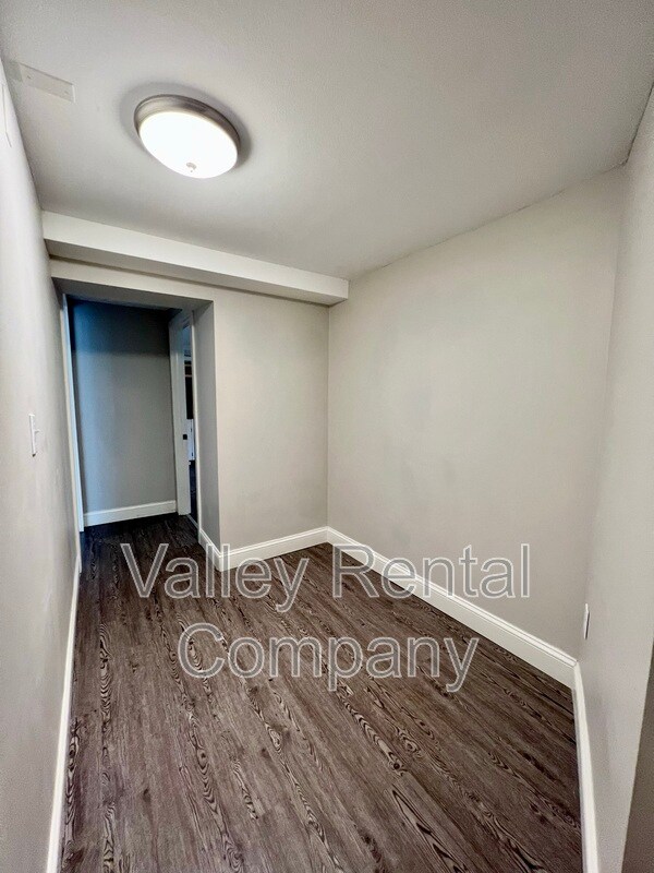 Building Photo - 72 Lyman St