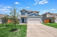 Building Photo - 204 Crescent St