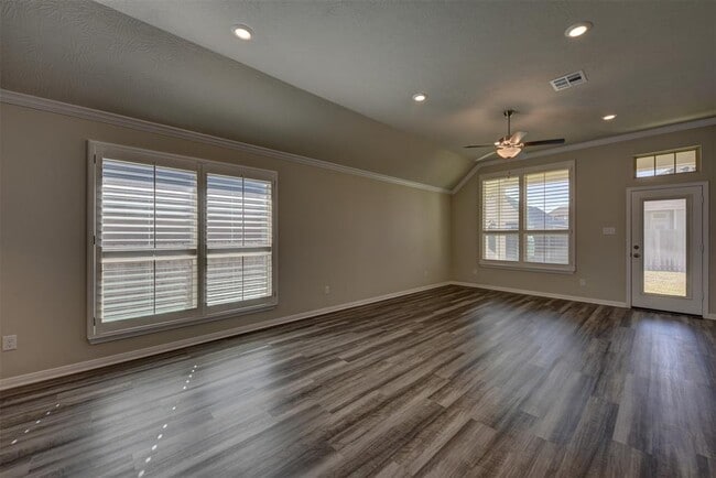 Building Photo - 1012 Trellis Pass