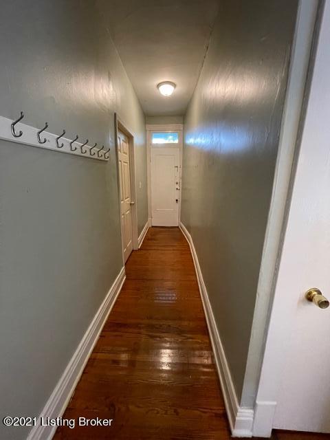 Building Photo - 1802 Deerwood Ave