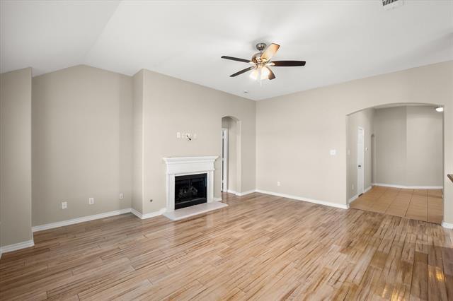 Building Photo - 7363 Estela