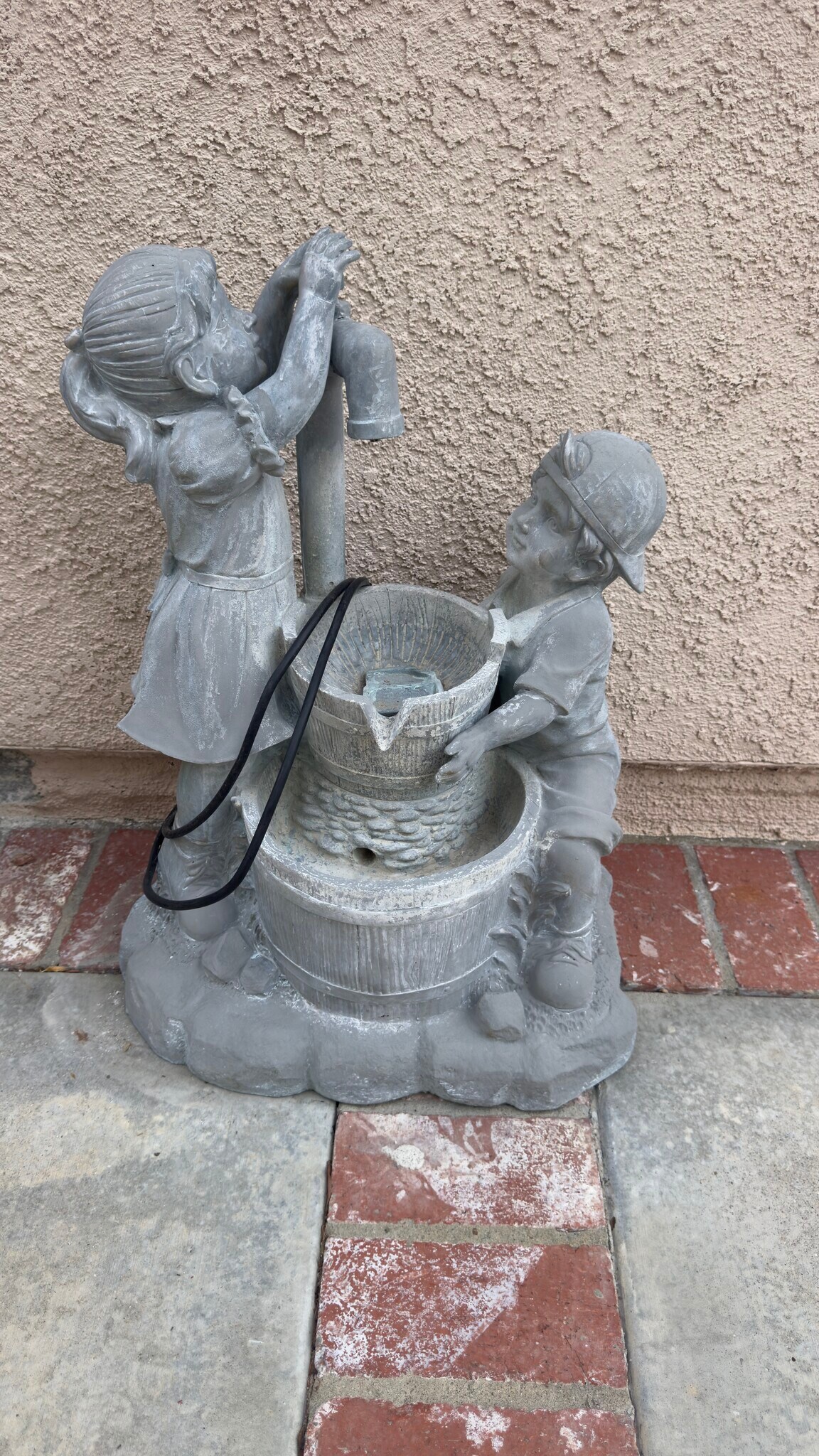 Building Photo - 27905 Crown Court Cir