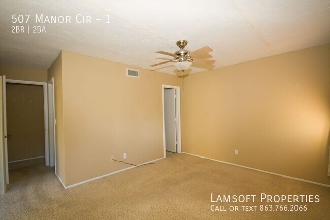Building Photo - 507 Manor Cir
