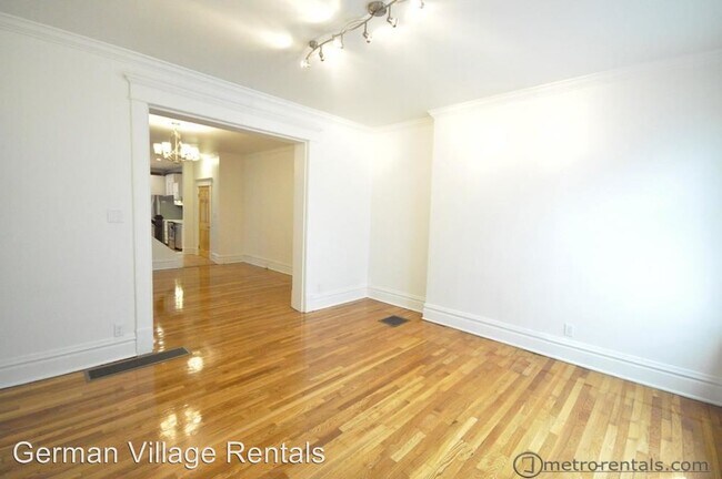 Building Photo - 3 br, 2.5 bath Apartment - 636 City Park