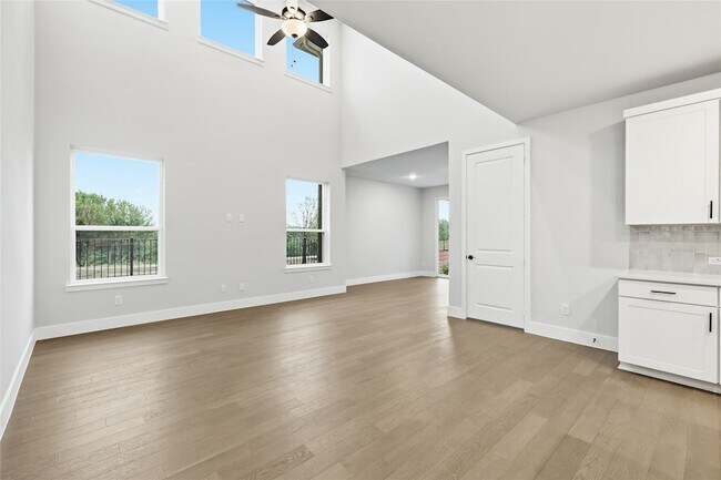 Building Photo - 7281 Confetti Ln
