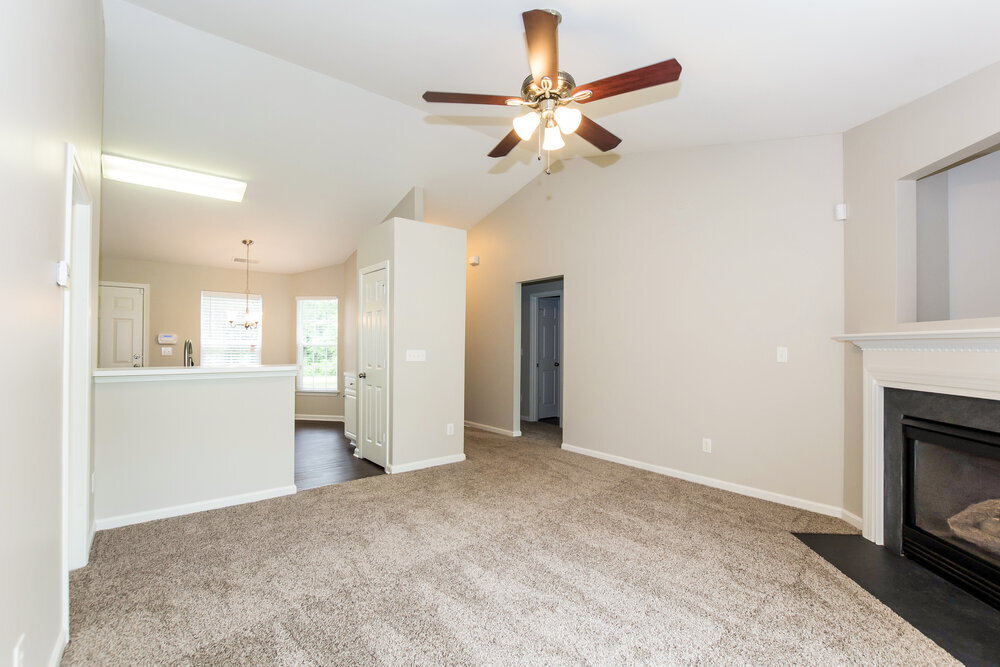 Building Photo - 9109 Munsing Dr