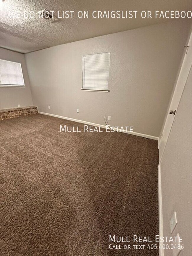 Building Photo - 445 NW 86th St