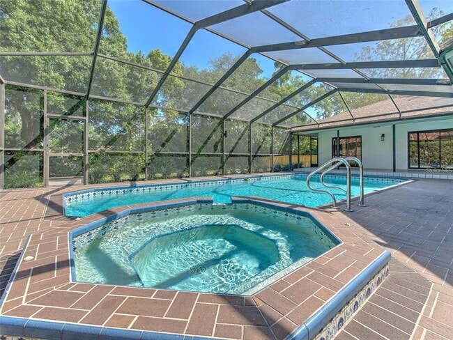 Building Photo - 3105 Mossvale Ln