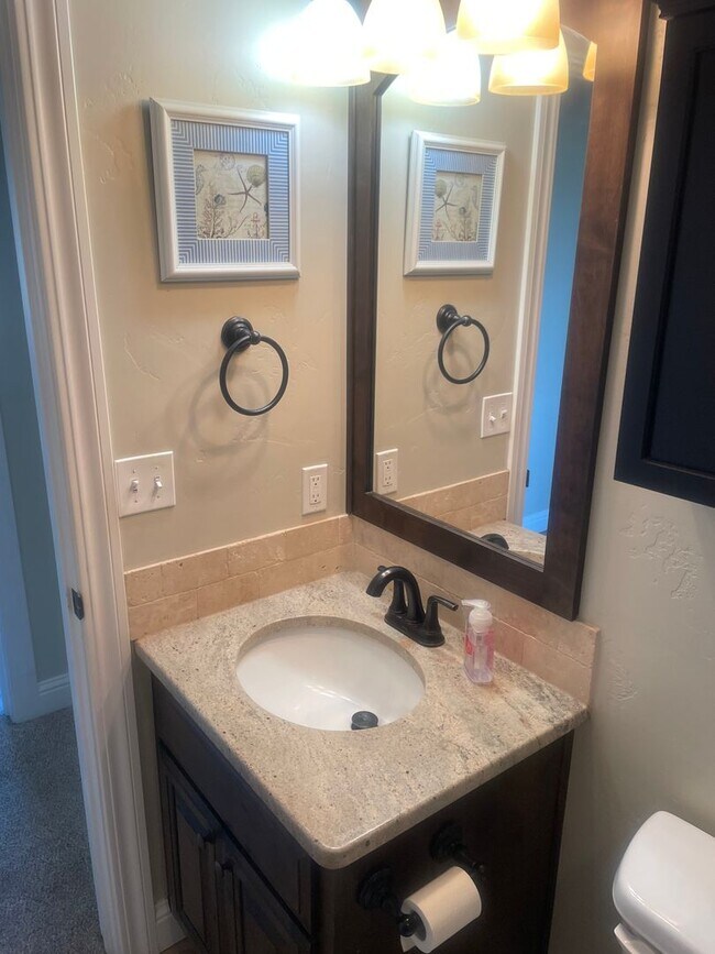 Building Photo - Beautiful Home for rent in Rigby