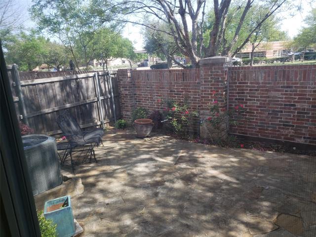 Building Photo - 1205 Lake Vista Ln