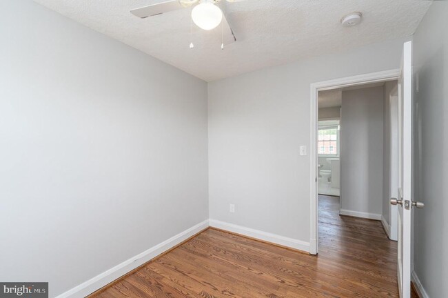 Building Photo - 8321 Byington Rd