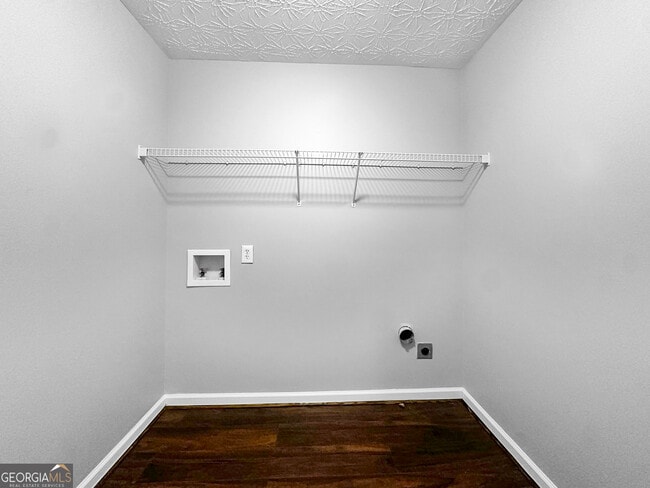 Building Photo - 105 Aprils Way