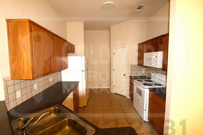 Building Photo - 4109 Elms Run Cir