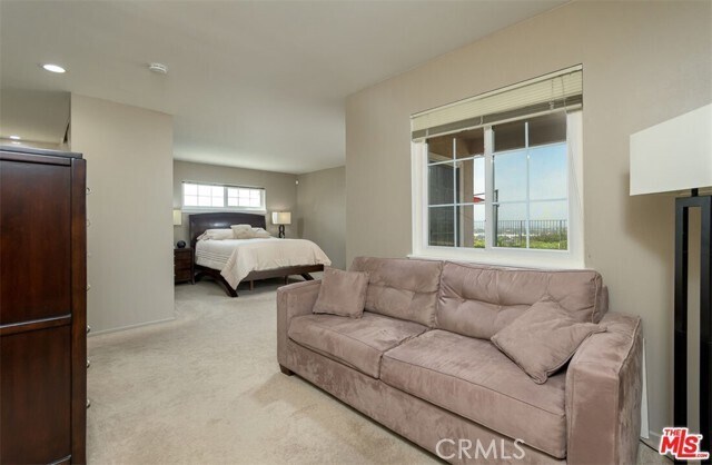 Building Photo - 8471 Vine Valley Dr
