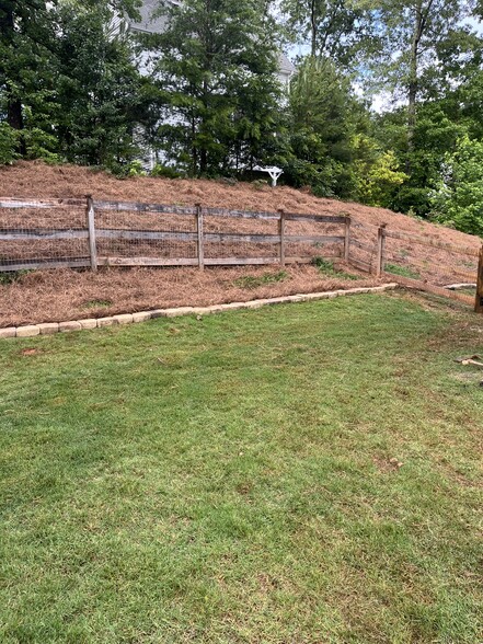 Upgraded Landscaping - 130 Buck Trl