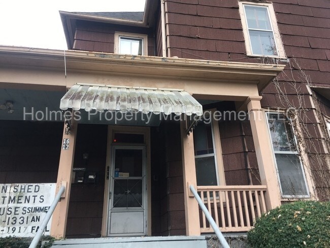 Primary Photo - 1612 Forest Ave
