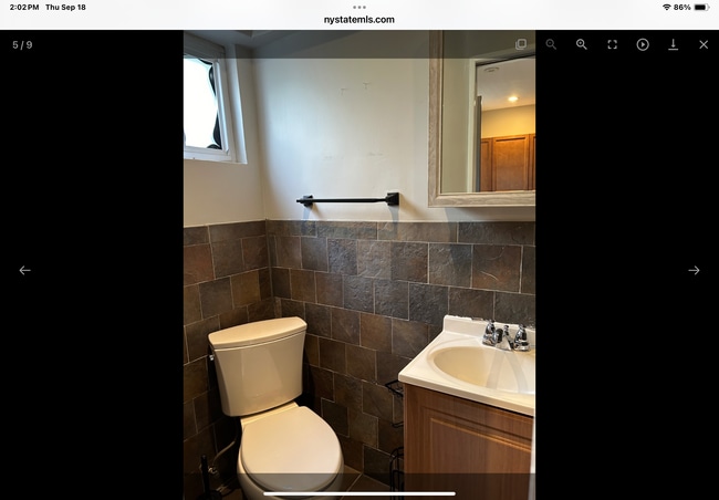 Building Photo - 183 Merrill Ave