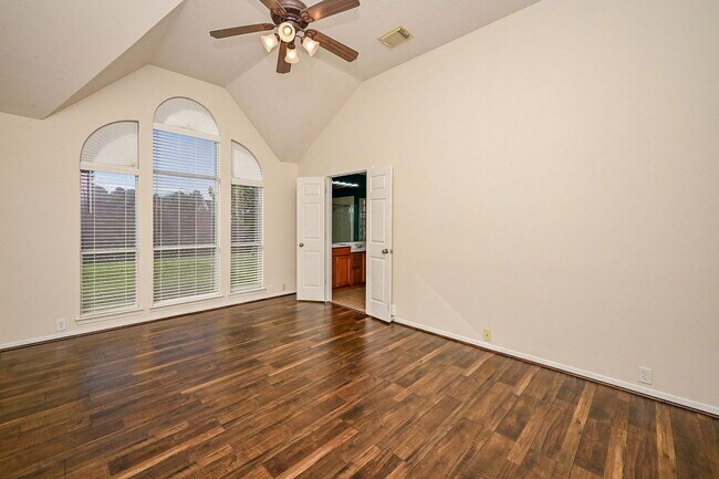 Building Photo - 2726 Redwick Dr