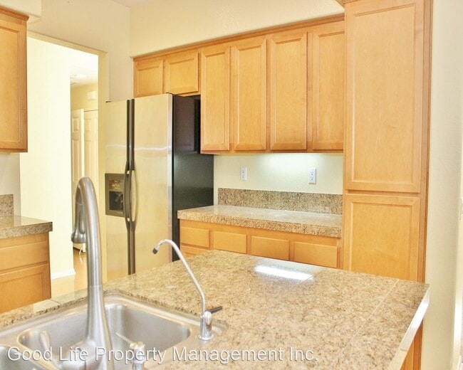 Building Photo - 3 br, 2.5 bath House - 16924 Abundante St