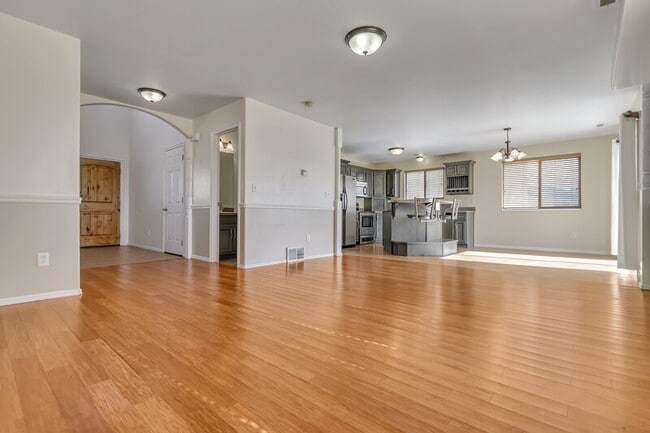 Building Photo - 1781 N Belvedere Way