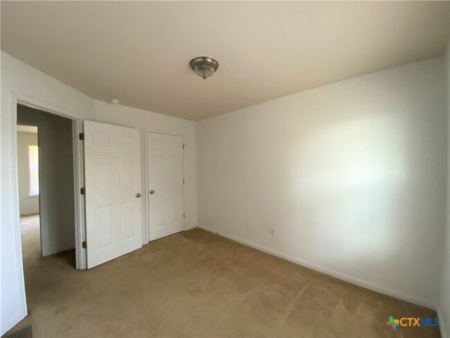 Building Photo - 401 S 42nd St