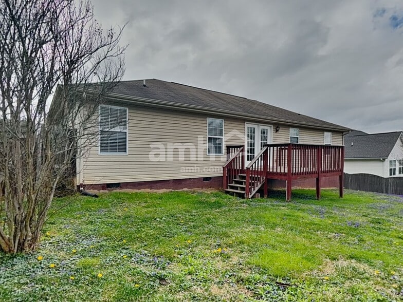 Building Photo - 4114 Oakstone Ln
