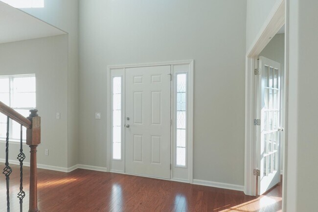 Building Photo - Available Soon!