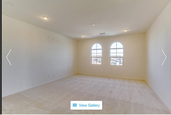 Building Photo - Stunning 5 BD, 4.5 BA home located in the ...