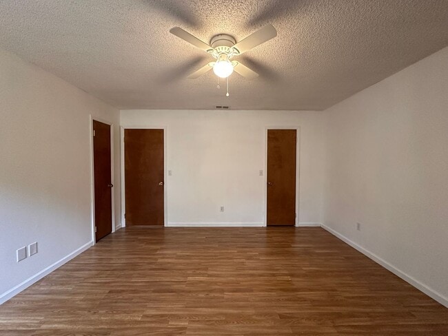 Building Photo - 562 Mush Bluff Rd