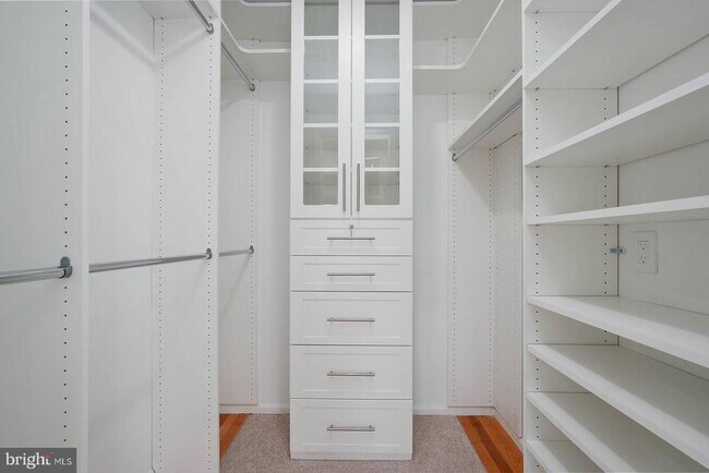 Building Photo - 10246 Arizona Cir