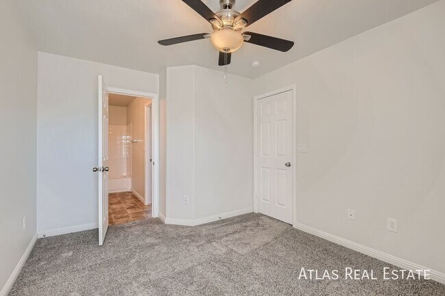 Building Photo - 9278 Shellmont Ct