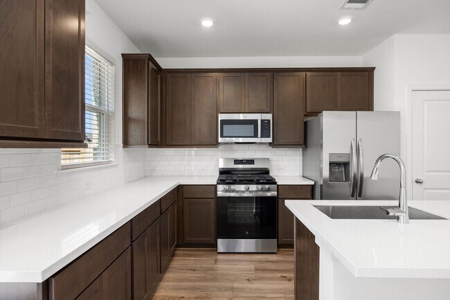 Building Photo - 9715 Bixby Crk Dr