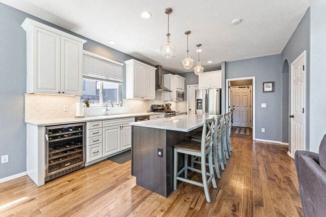 Building Photo - 4172 S Deframe Ct