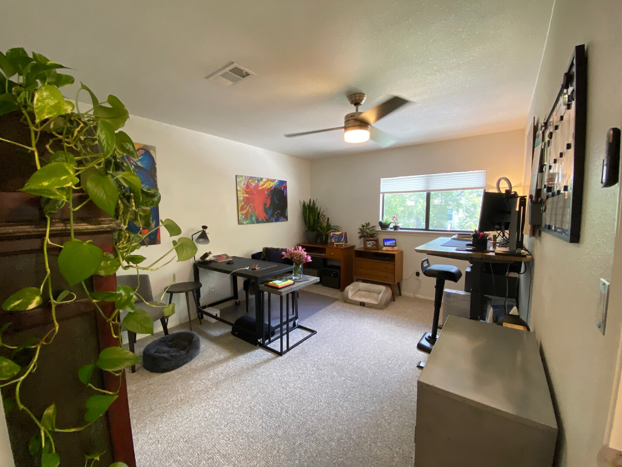 Bedroom 2 - Easily fits a queen bed - 8604 Willowick Drive