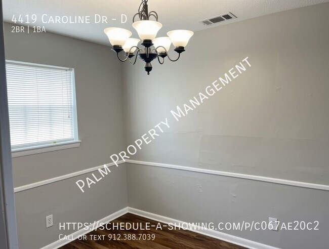 Building Photo - 4419 Caroline Dr