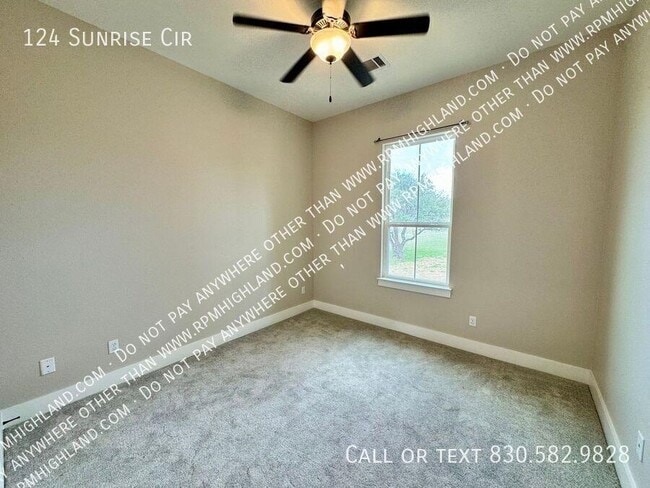 Building Photo - 124 Sunrise Cir