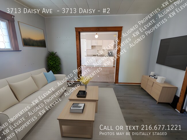 Building Photo - 3713 Daisy Ave