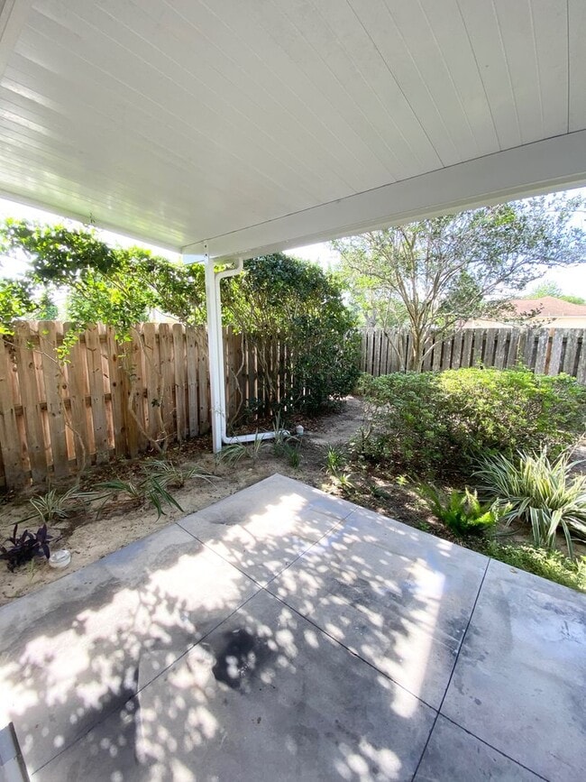 Building Photo - Cooley - 3300
