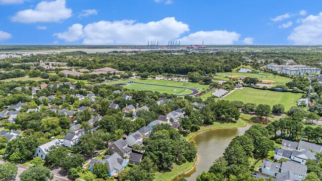 Building Photo - 200 N Ladd Ct