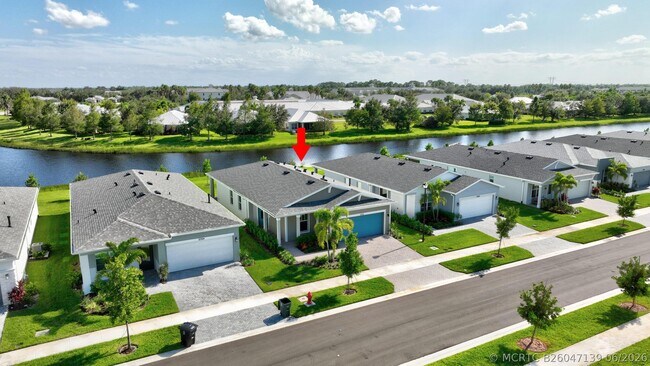 Building Photo - 12712 SW Eleanor Dr