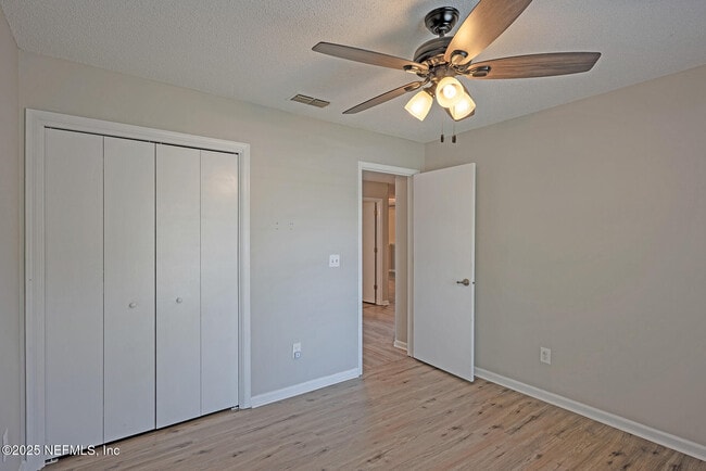 Building Photo - 7728 Pikes Peak Dr
