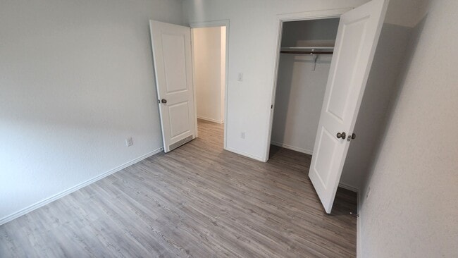 Building Photo - 2815 Charpak Dr