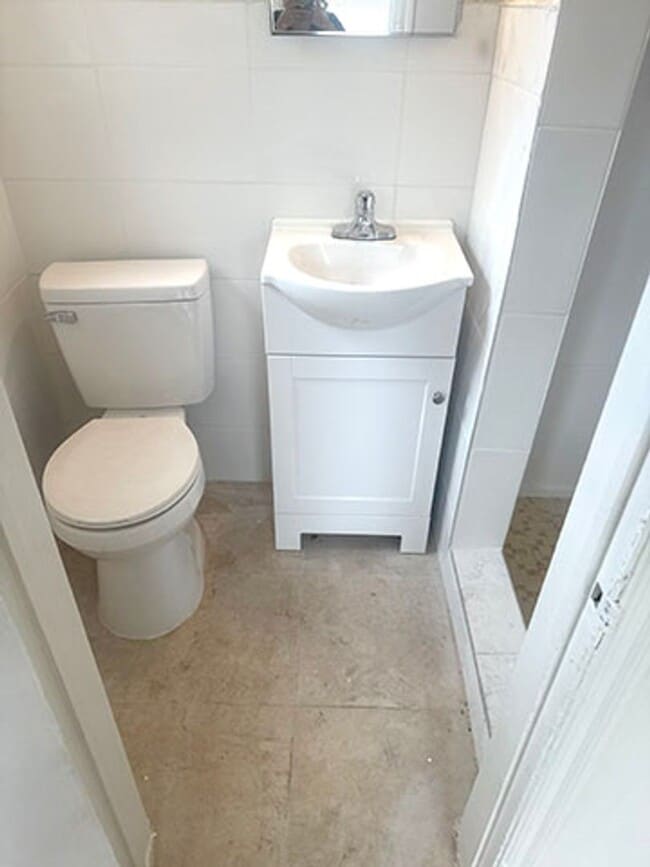 Building Photo - 2327 Avenue E