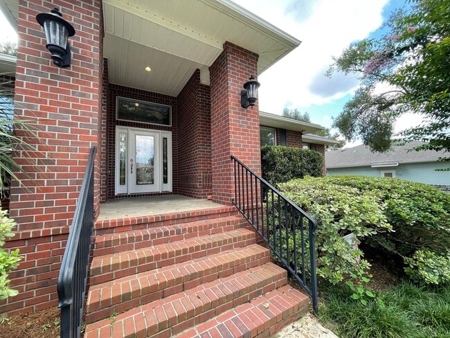 Building Photo - Pensacola - Reserve at Carpenters Creek - 4 Bedroom, 2.5 Bathroom with pool