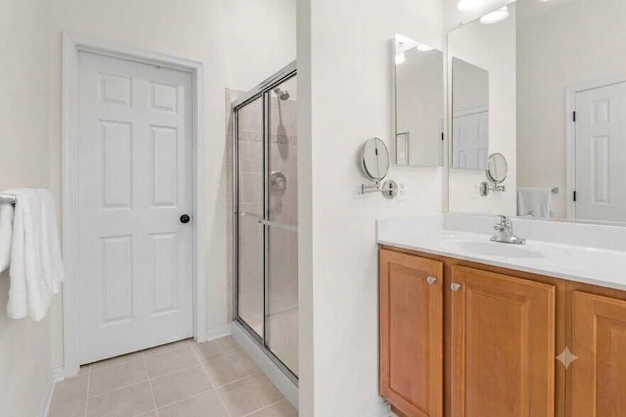 Building Photo - 1056 Pipistrelle Ct