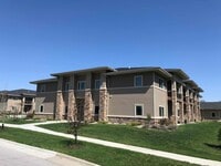 Building Photo - 2810 Bobcat Dr