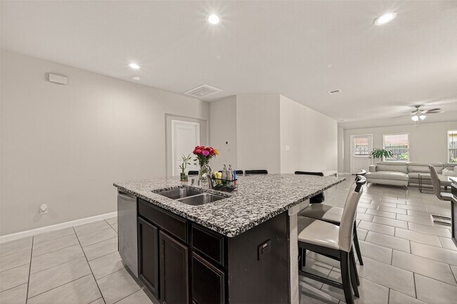 Building Photo - 18306 Pelham Holw Trl