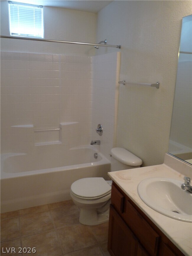 Building Photo - 5855 Valley Dr