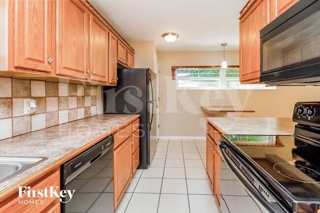 Building Photo - 2720 Erin Rd