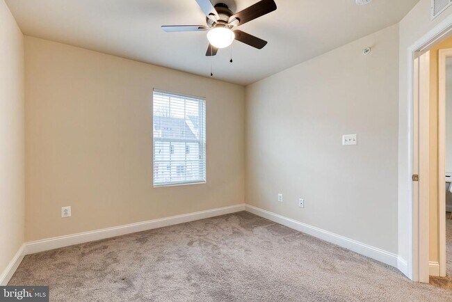 Building Photo - 1071 Red Clover Rd